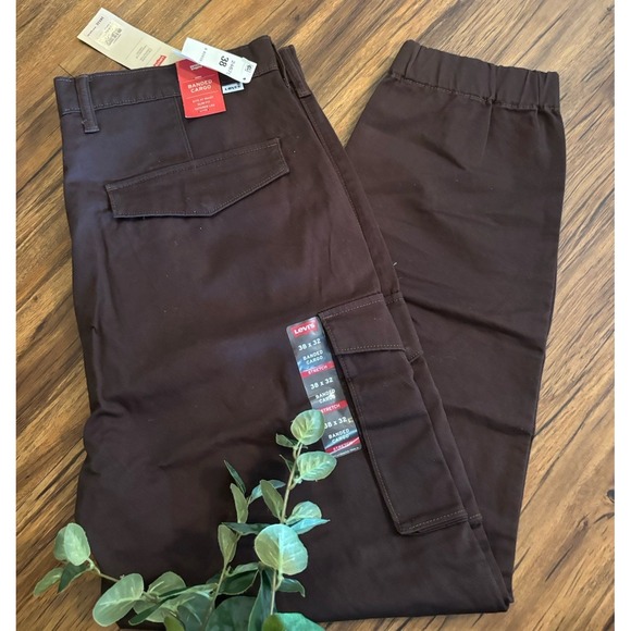 NWT Levi's Men's Banded Cargo Pants Stretch Brown 38x32 Jogger NEW - Picture 1 of 7